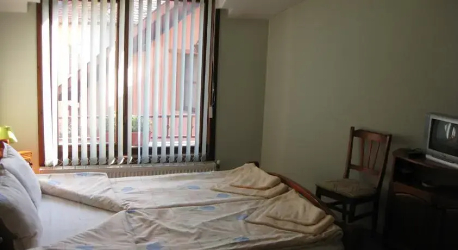 Pidovi Guest House