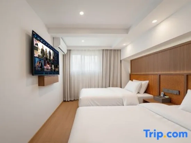 Luxury Twin room