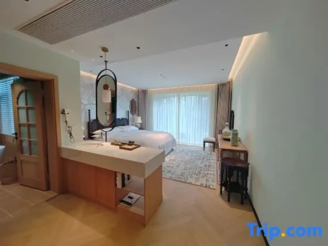 2 Bedrooms Suite