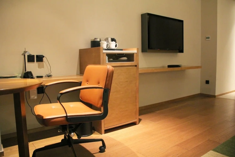 Standard room with city view