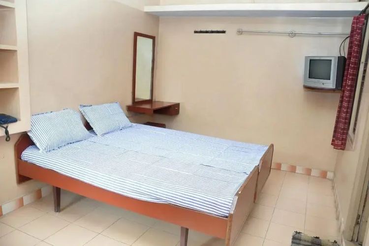 Mansoor Lodge