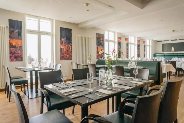 Astenturm Hotel & Restaurant