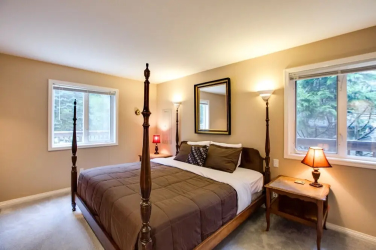 Mt. Baker Lodging Cabin 58 (Sleeps 6)