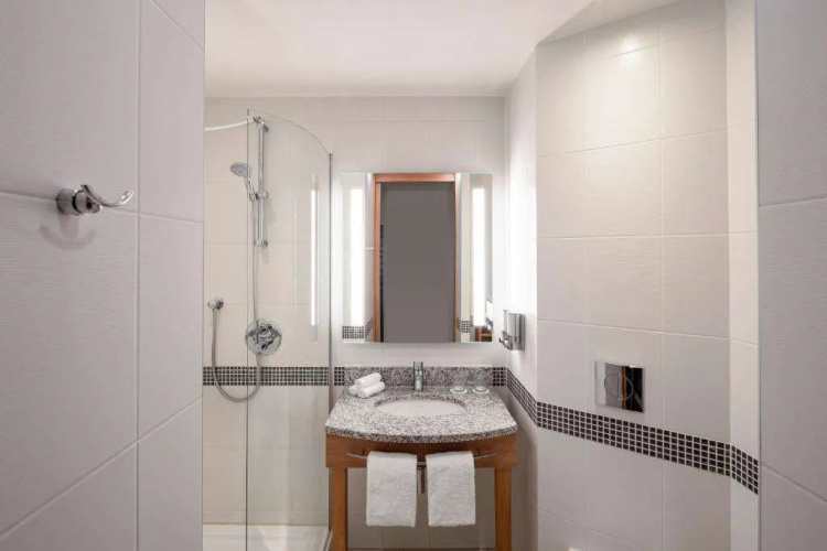 Hampton by Hilton Amsterdam Airport Schiphol photo 11