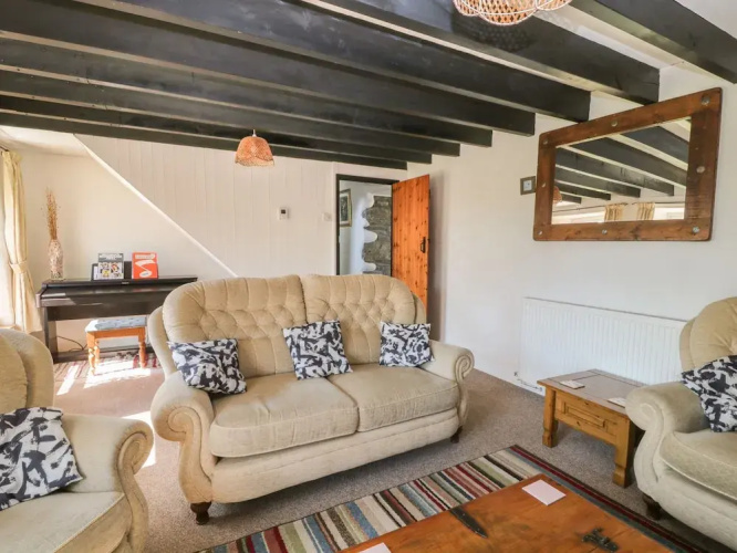 Blackadon Farm Cottage