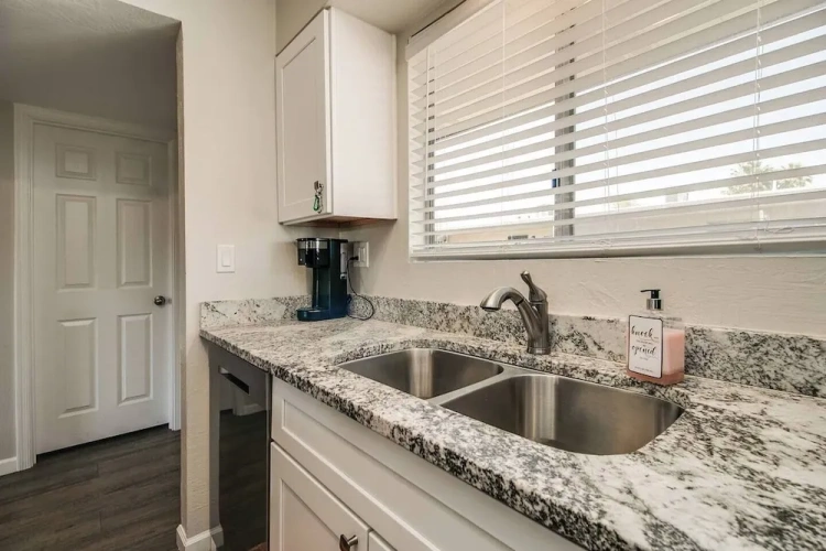 1 Bedroom Studio