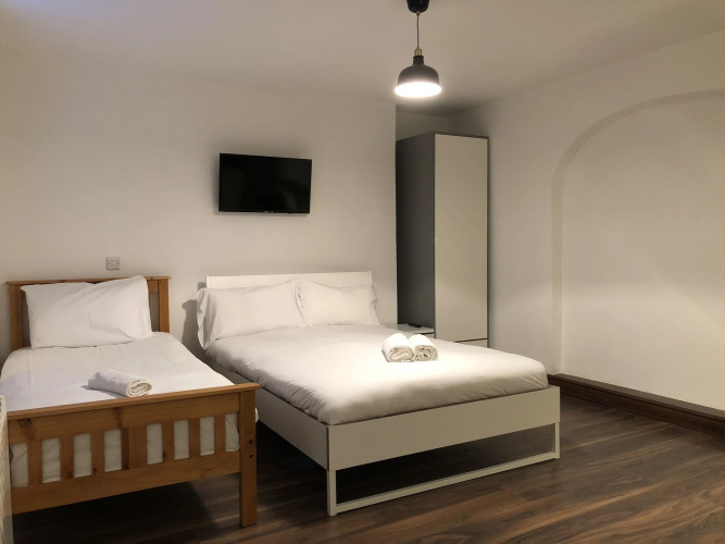 Double Bedroom Studio