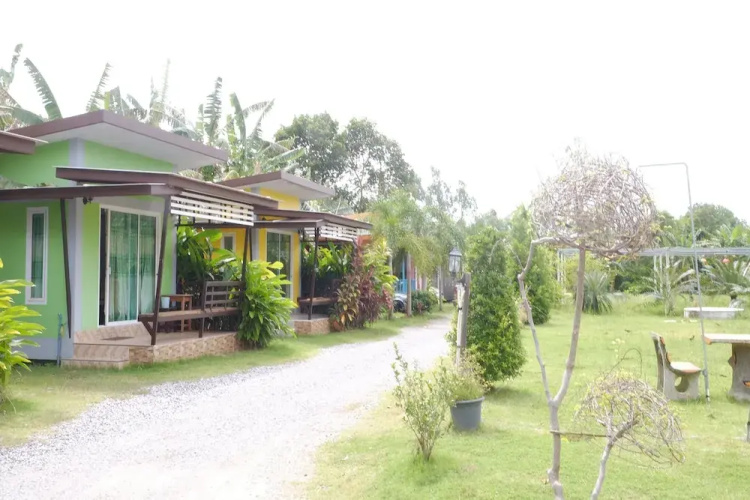Baansonsamed Resort