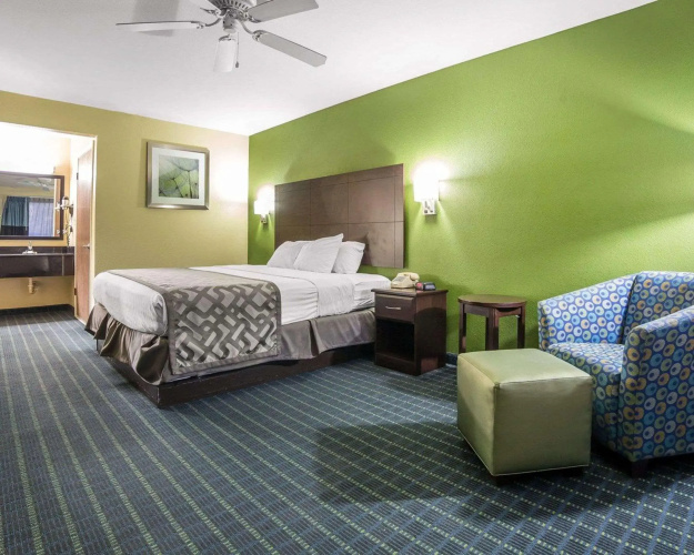Rodeway Inn & Suites Needles