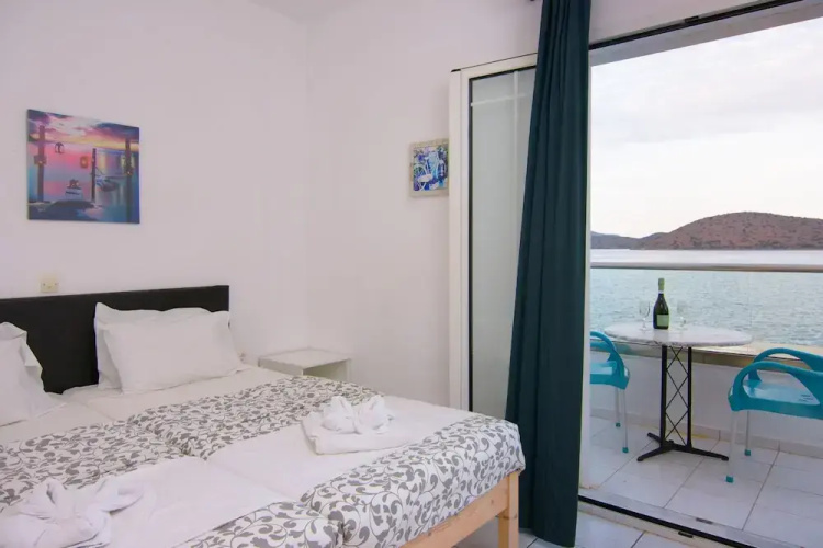Hiona Seaside