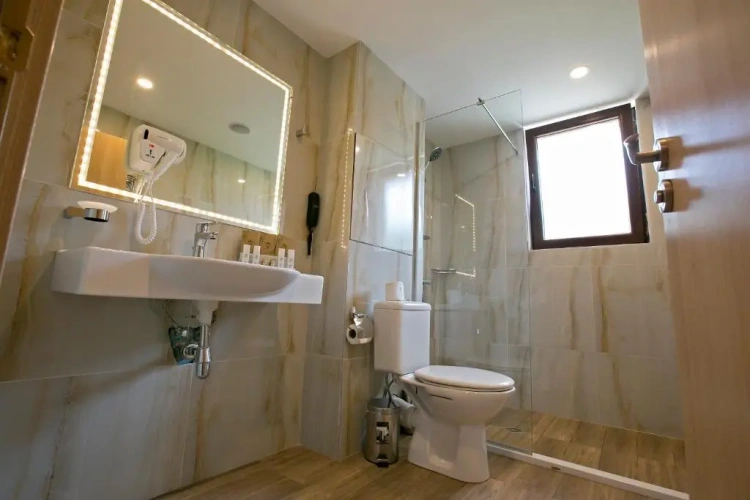 1 Bedroom Suite with balcony