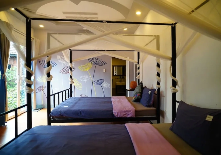 Standard Triple room with garden view