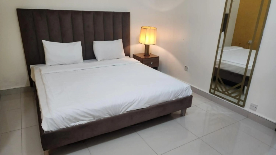 Qurum Beach Hotel