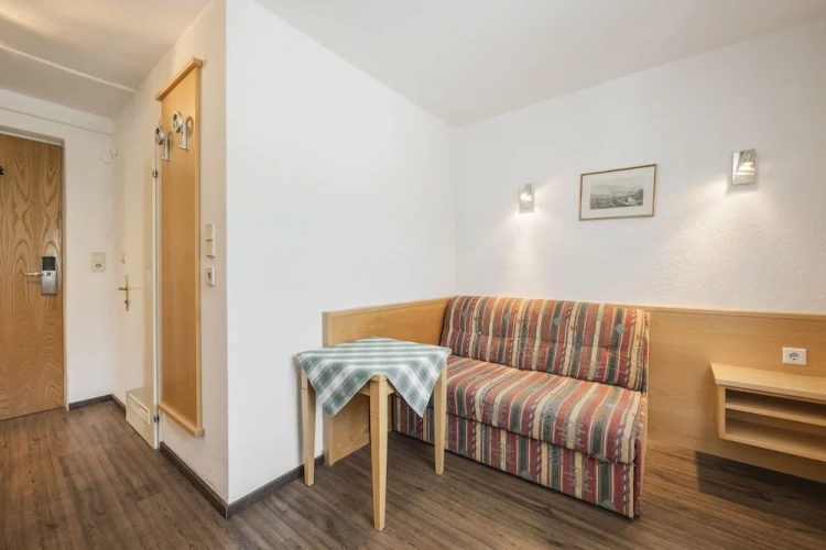 1 Bedroom Standard Double Family room with balcony