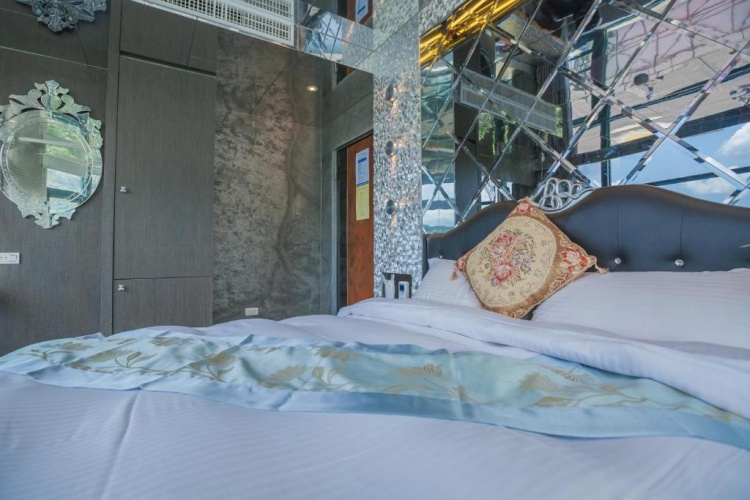 Deluxe Double room with lake view