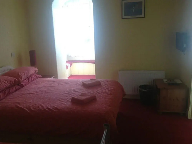 Dolphin Hotel