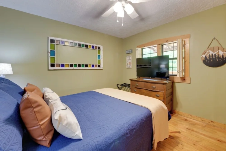 2 Bedrooms Cottage