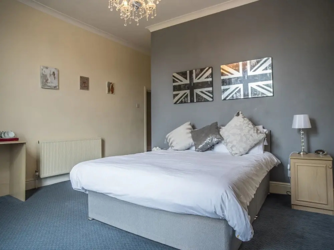 Baytrees Hotel