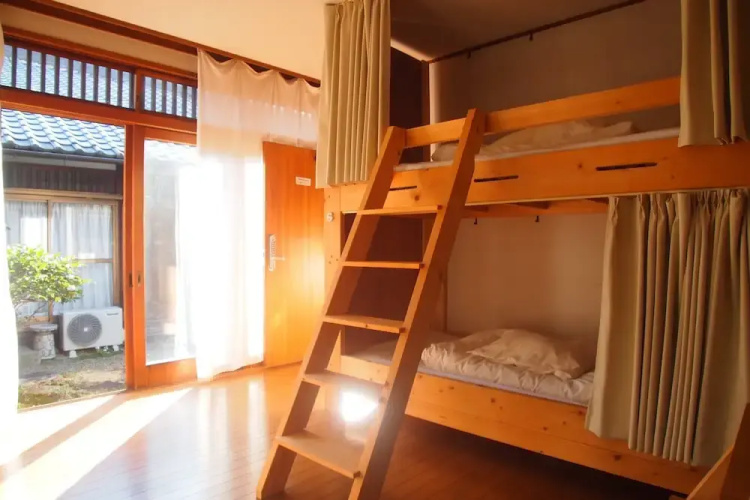 Yuzan Guesthouse Annex Hostel