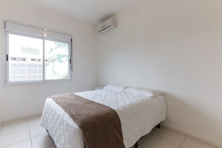 Apt With Pool 250m From Jurere Beach Aya201