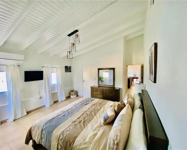 SXM King Size Villa with 4 Rooms and 4 Bathrooms