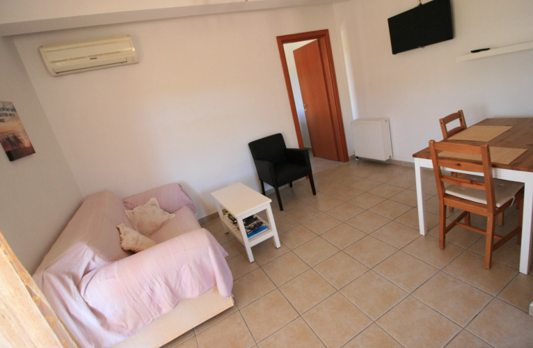 Lagoon View Apartments - Adults Only