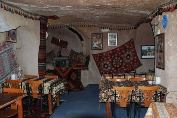 Nomad Cave