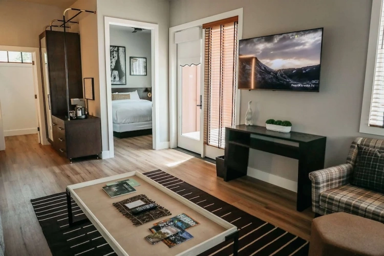 Deluxe Double Suite