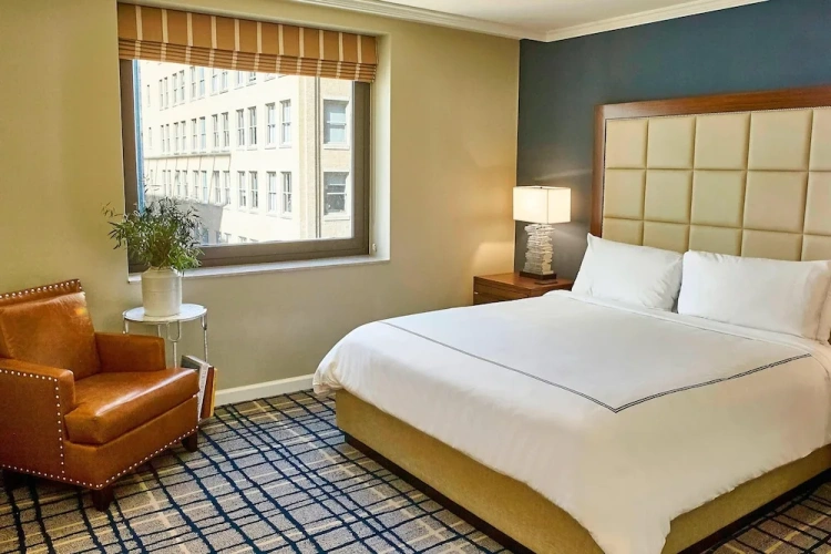 Executive Studio Suite