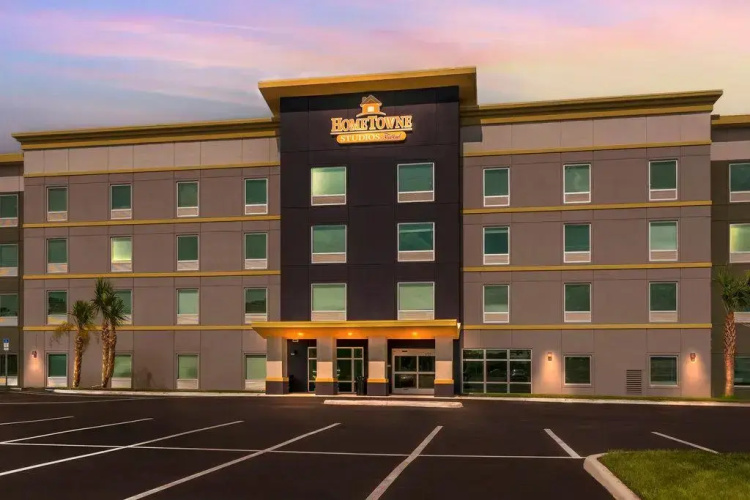 Hometowne Studios By Red Roof Tampa - Airport - Tampa