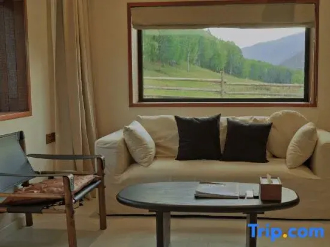 Tokioshi Fangye Homestay