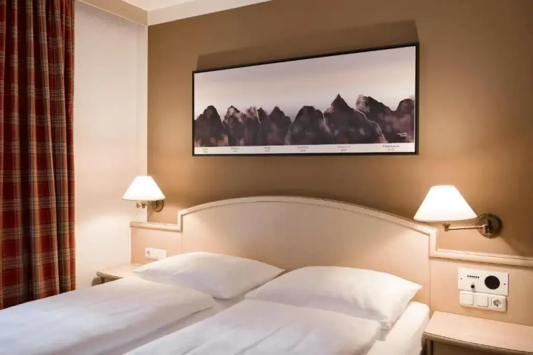 2 Bedrooms Apartment