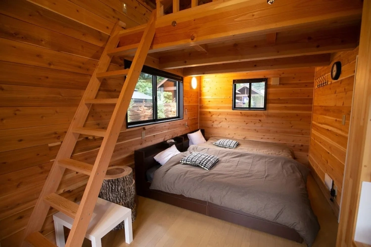 Cottage with balcony