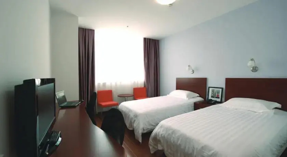 Baiyi Apartment Hotel