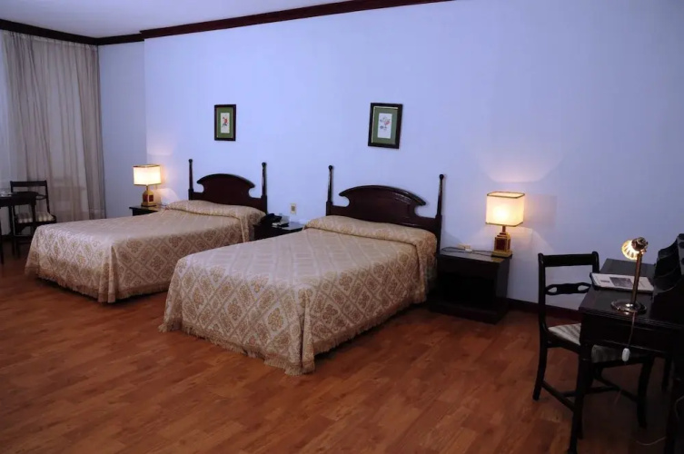 Hotel Excelsior Inn