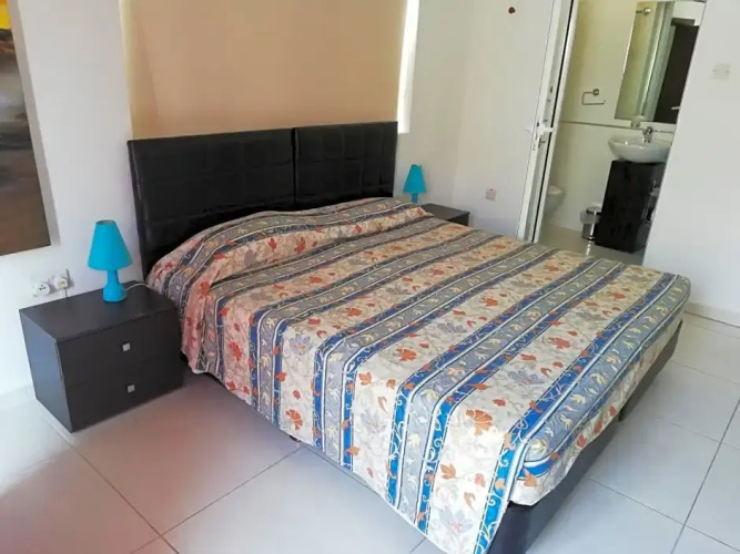 8Villa