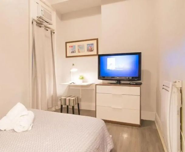 The Clarence Park - Hostel