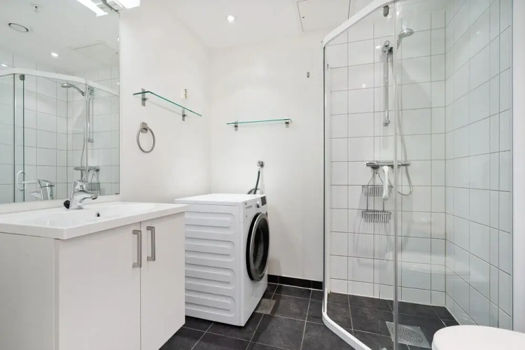 1 Bedroom Apartment with balcony