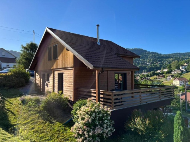 3 Bedrooms Chalet