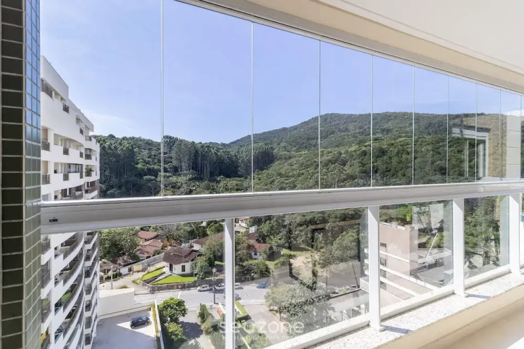 Apt With Private Barbecue and Pool Pea1301