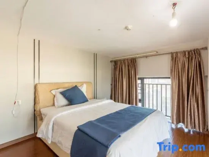 2 Bedrooms Double Duplex Apartment with city view