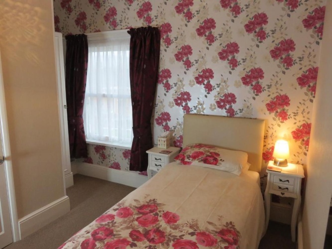 Classic Single room