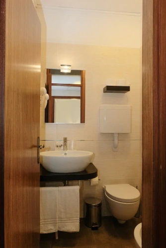 2 Bedrooms Standard Quadruple room with partial sea view