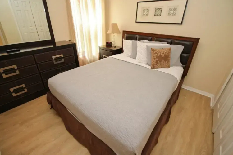 Gorgeous 4 Bed Home In Gated Community