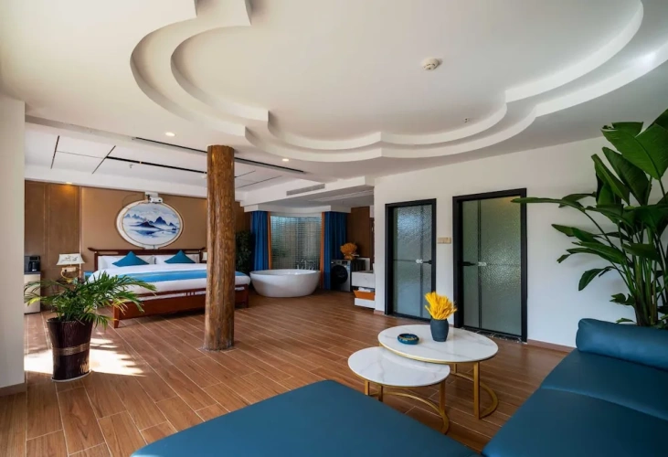 Double Suite