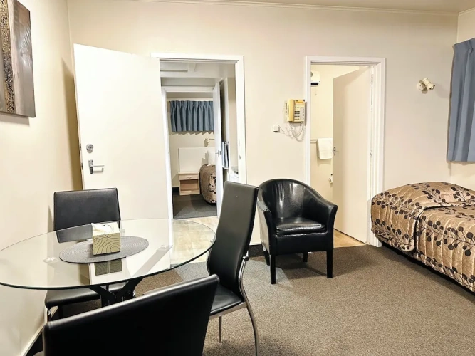 1 Bedroom Executive Double Suite with balcony