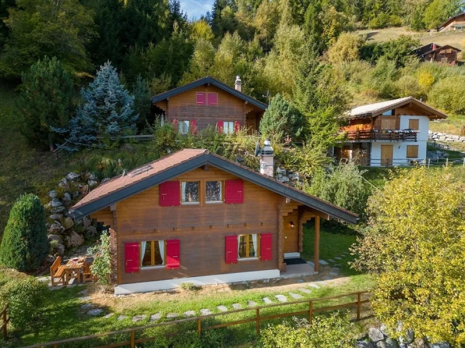 4 Bedrooms Chalet with balcony
