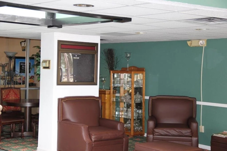 Freeport Plaza Hotel