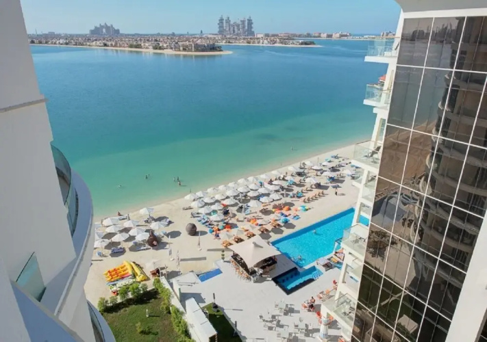 Royal Bay by Airbetter