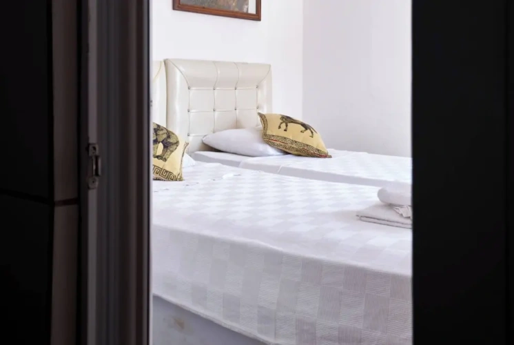 Standard Twin room with balcony